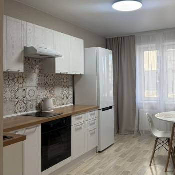 Сдается 1-комнатная квартира, 42,2 м²