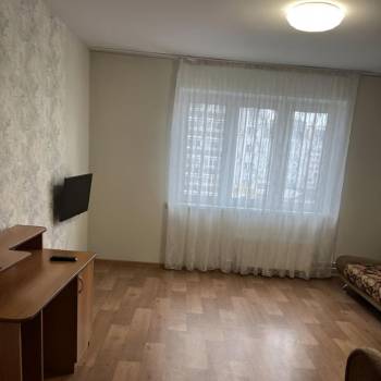 Сдается 1-комнатная квартира, 44 м²