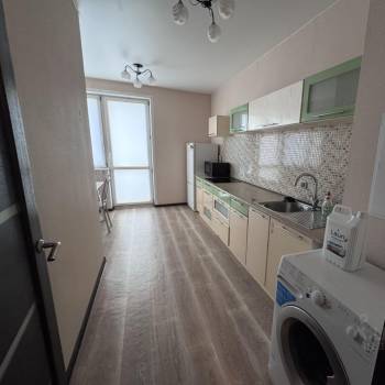 Сдается 1-комнатная квартира, 42 м²