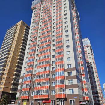 Продается 1-комнатная квартира, 40 м²