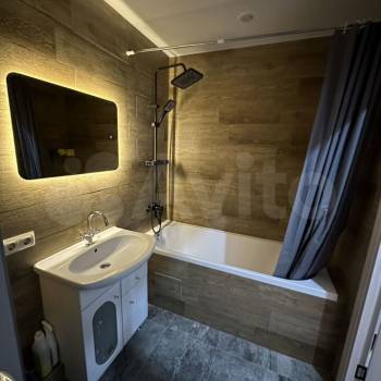 Сдается 1-комнатная квартира, 38 м²