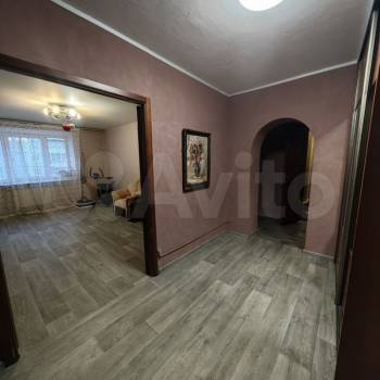 Продается Многокомнатная квартира, 81,7 м²