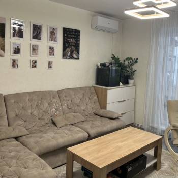Продается 2-х комнатная квартира, 53 м²