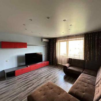 Сдается 1-комнатная квартира, 42 м²