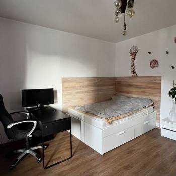 Продается 1-комнатная квартира, 40,5 м²