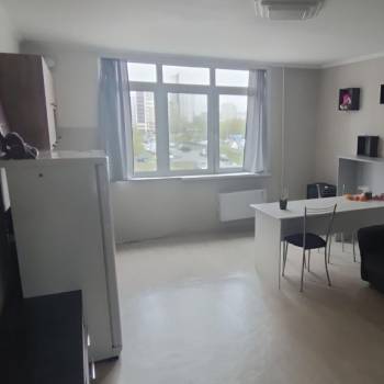 Сдается 1-комнатная квартира, 50 м²