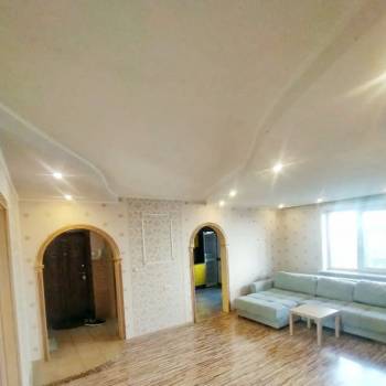 Сдается Многокомнатная квартира, 82 м²