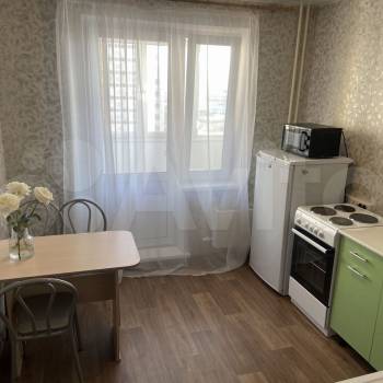 Сдается 1-комнатная квартира, 40,4 м²
