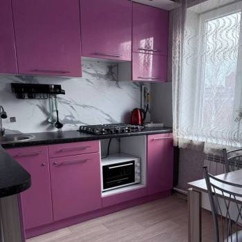 Сдается 1-комнатная квартира, 320 м²