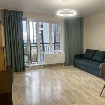 Продается 1-комнатная квартира, 37 м²