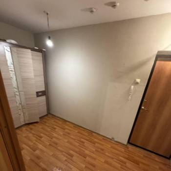 Продается 1-комнатная квартира, 41 м²