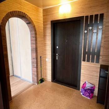 Продается 1-комнатная квартира, 40,9 м²