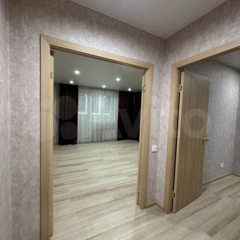 Продается 1-комнатная квартира, 42 м²