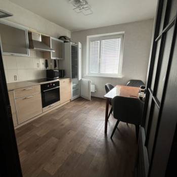 Сдается 1-комнатная квартира, 37,8 м²