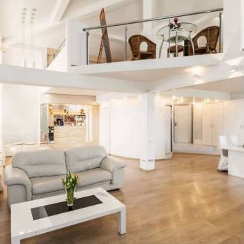 Сдается 1-комнатная квартира, 150 м²