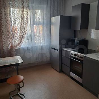Сдается 2-х комнатная квартира, 70 м²