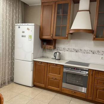 Сдается 2-х комнатная квартира, 71,1 м²