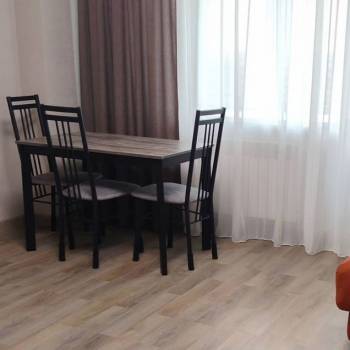 Сдается Многокомнатная квартира, 58 м²