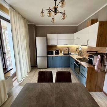 Продается 2-х комнатная квартира, 80,9 м²