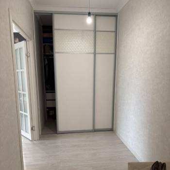 Продается 1-комнатная квартира, 49,7 м²