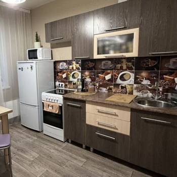 Продается 1-комнатная квартира, 32 м²