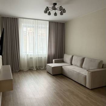 Сдается 2-х комнатная квартира, 60 м²