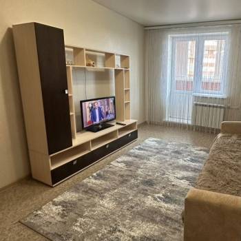 Сдается 1-комнатная квартира, 36 м²