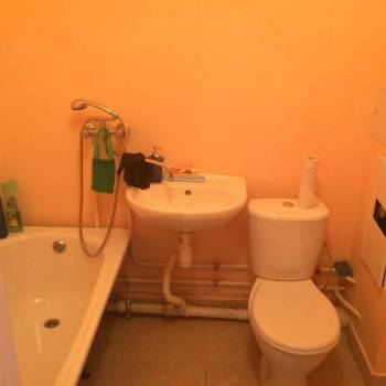 Продается 1-комнатная квартира, 42 м²