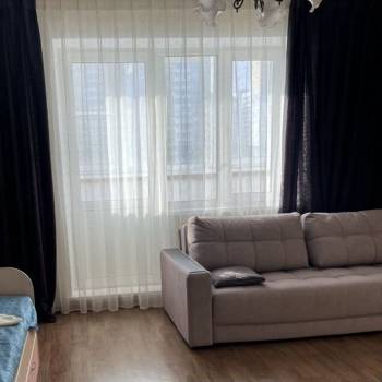 Сдается 1-комнатная квартира, 40,4 м²