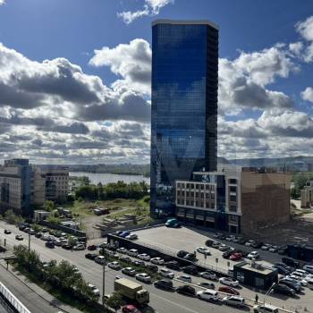 Сдается 2-х комнатная квартира, 114,7 м²