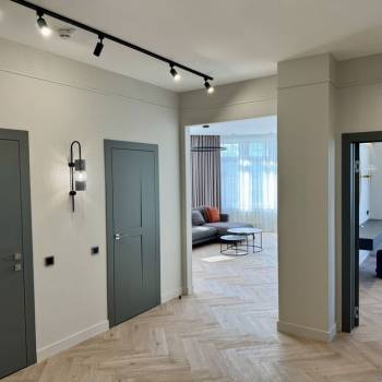 Сдается 2-х комнатная квартира, 114,7 м²