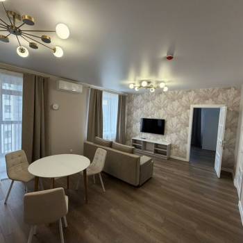 Сдается 2-х комнатная квартира, 65 м²