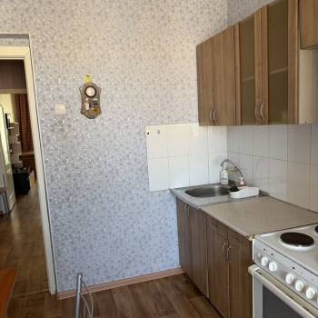 Сдается 1-комнатная квартира, 38 м²