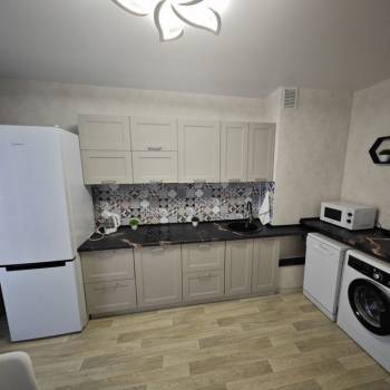 Сдается 1-комнатная квартира, 43,4 м²