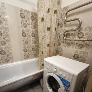 Сдается 1-комнатная квартира, 44 м²