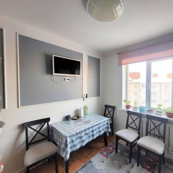 Продается Многокомнатная квартира, 82,7 м²