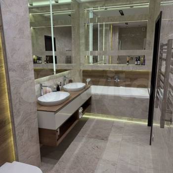 Продается 3-х комнатная квартира, 132 м²