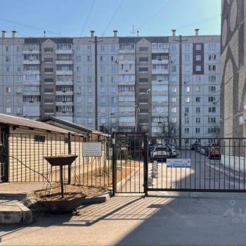 Продается 1-комнатная квартира, 54 м²