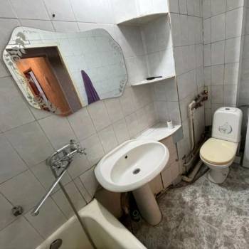 Продается 1-комнатная квартира, 54 м²