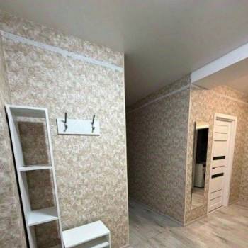 Сдается 2-х комнатная квартира, 77 м²