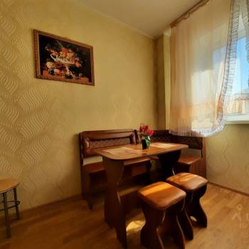 Сдается 1-комнатная квартира, 55 м²