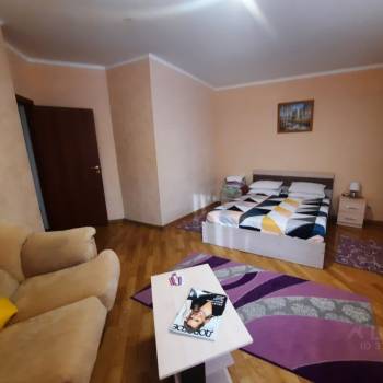 Сдается 1-комнатная квартира, 55 м²