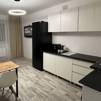 Сдается 1-комнатная квартира, 39 м²