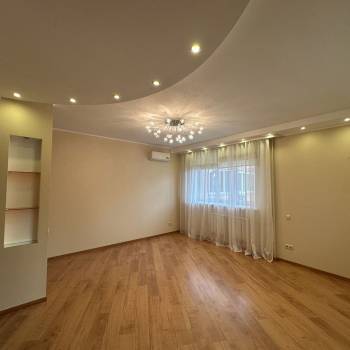 Сдается 2-х комнатная квартира, 79,3 м²