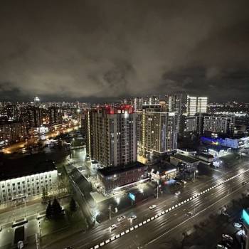 Продается 1-комнатная квартира, 120 м²