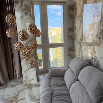 Продается 1-комнатная квартира, 120 м²