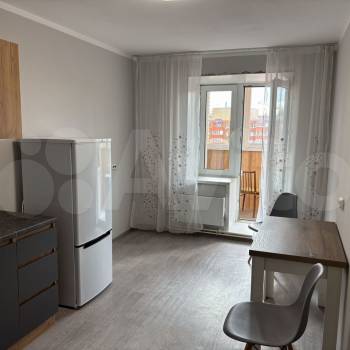 Сдается 1-комнатная квартира, 43 м²