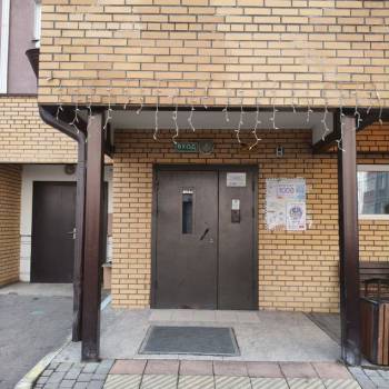 Продается 1-комнатная квартира, 40,4 м²