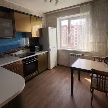 Продается 1-комнатная квартира, 40,8 м²