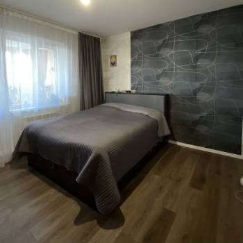 Продается 1-комнатная квартира, 48 м²